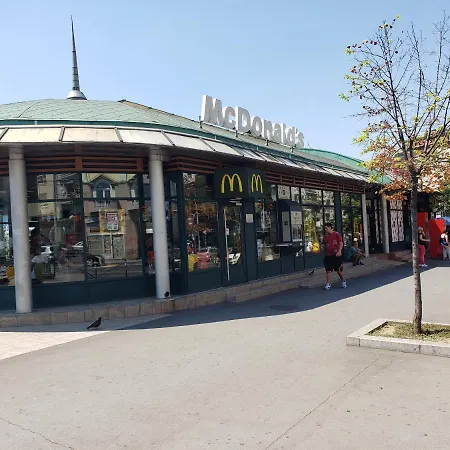 Apartman Private Cozy 1 With Shared Kitchen In Appartment, Downtown